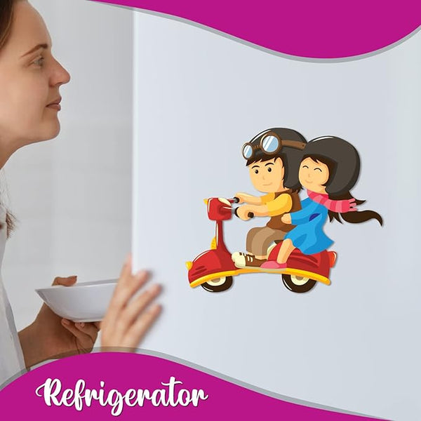 GiXi Artisto Couple Scooter Ride Wooden Fridge Magnet